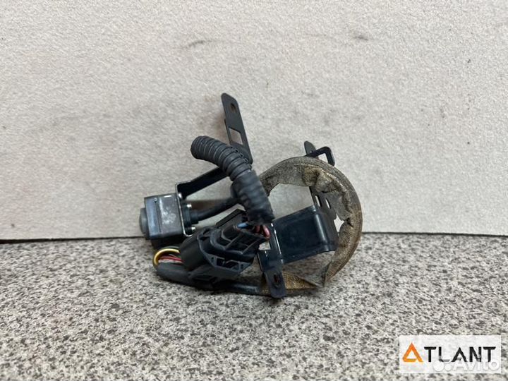 Камера переднего вида nissan serena