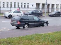 Mercedes-Benz C-класс 2.0 AT, 2000, битый, 370 000 км, с пробегом, цена 220 000 руб.