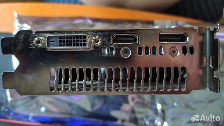 Продам видеокарту asus GeForce GTX 1050Ti 4Gb
