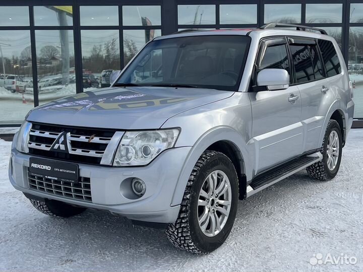 Mitsubishi Pajero 3.0 AT, 2013, 237 490 км