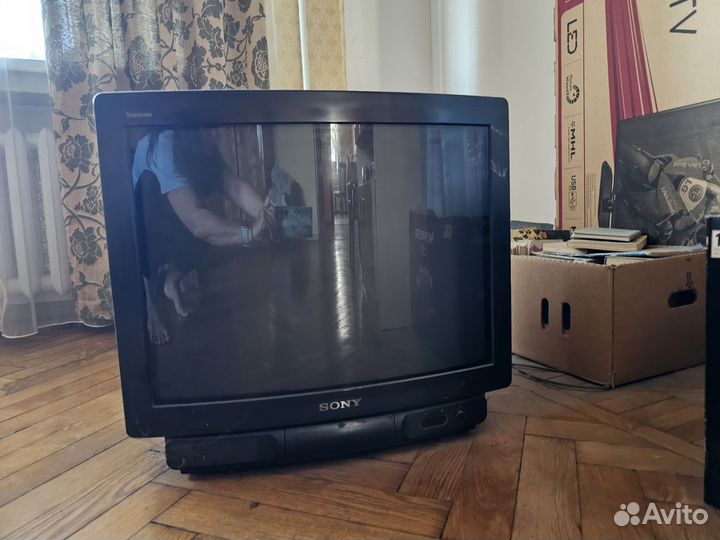Телевизор старый