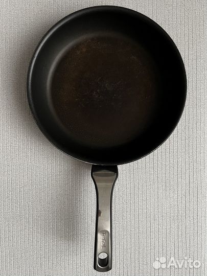 Сковорода Tefal Франция Unlimited 30 см