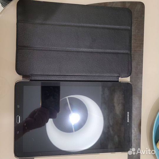 Samsung galaxy tab E 9.6