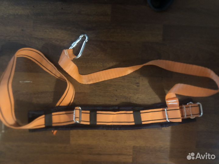 Страховочная привязь