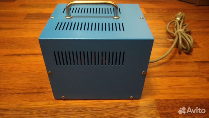 Понижающий трансформатор toyozumi KD-1500 1,5KVA