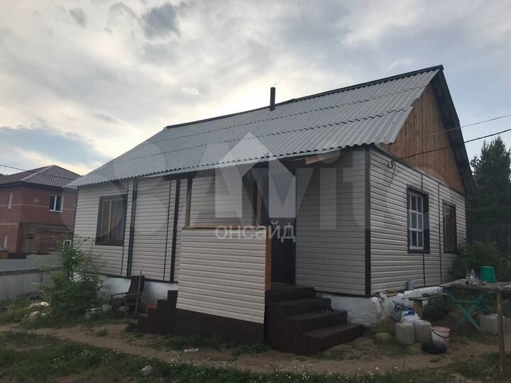 Дом 63,9 м² на участке 8 сот.