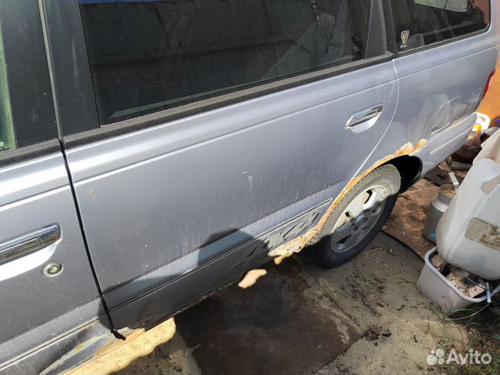 Nissan Presage 2.4 AT, 1998, 300 000 км