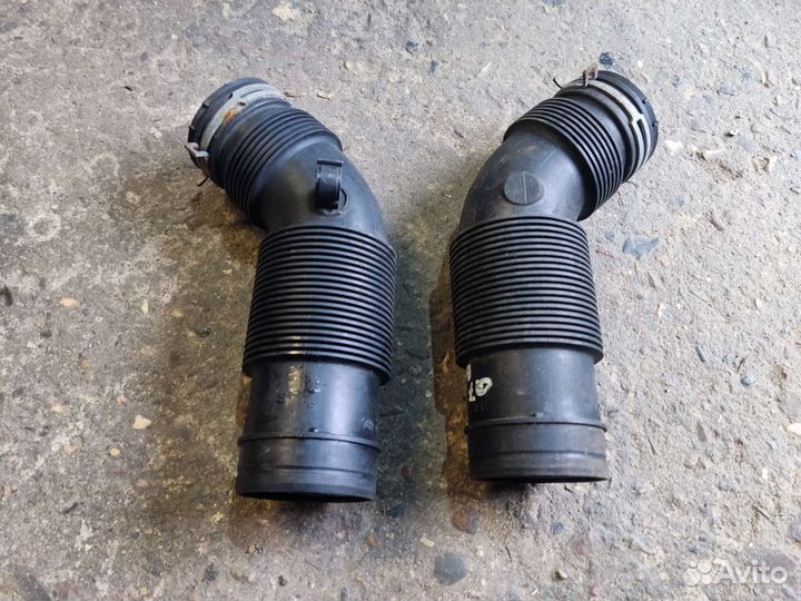 Патрубок воздушный 4.2 BAR VW Туарег Audi Q7