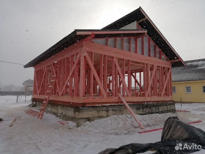 Бригада строителей