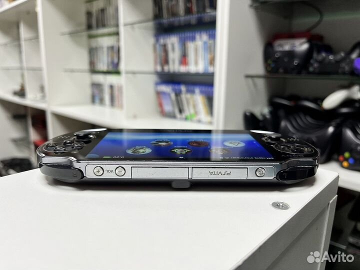 Sony ps Vita + 64гб + 22 игры