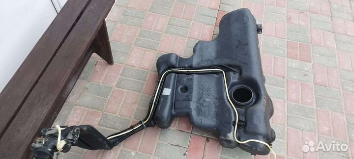 Топливный бак Volkswagen Golf 4