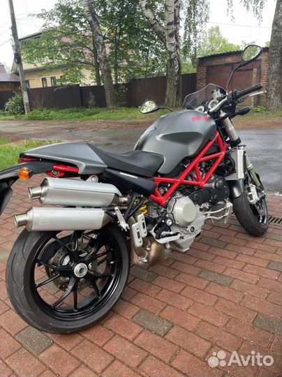 Ducati Monster S4R