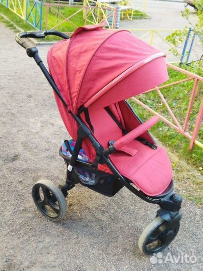 Прогулочная коляска Babyton trio