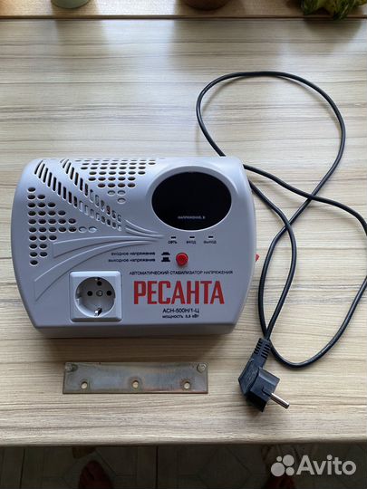 Стабилизатор напряжения ресанта