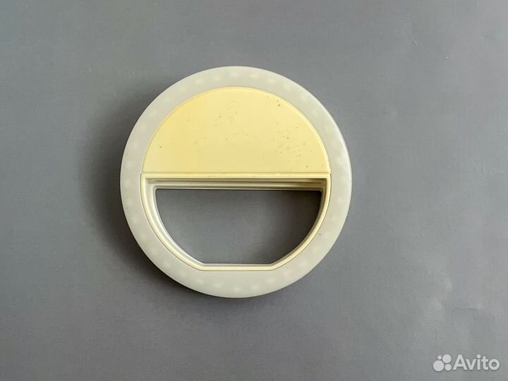 Кольцевая лампа на телефон