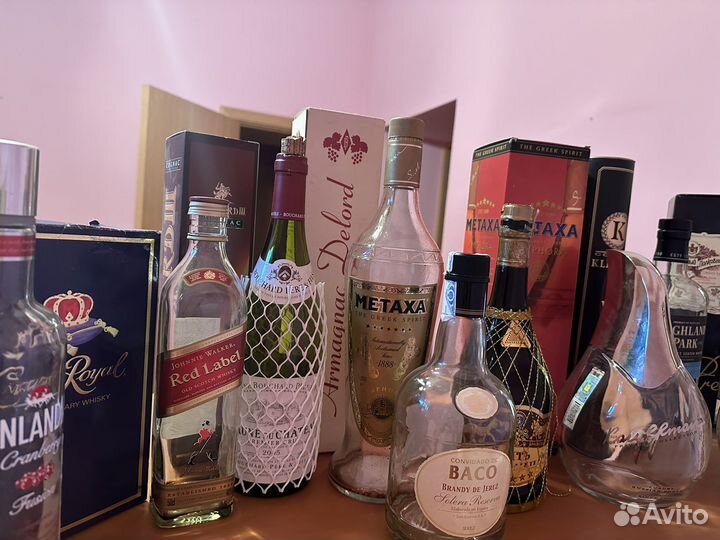 Пустая стеклянная тара(бутылки)