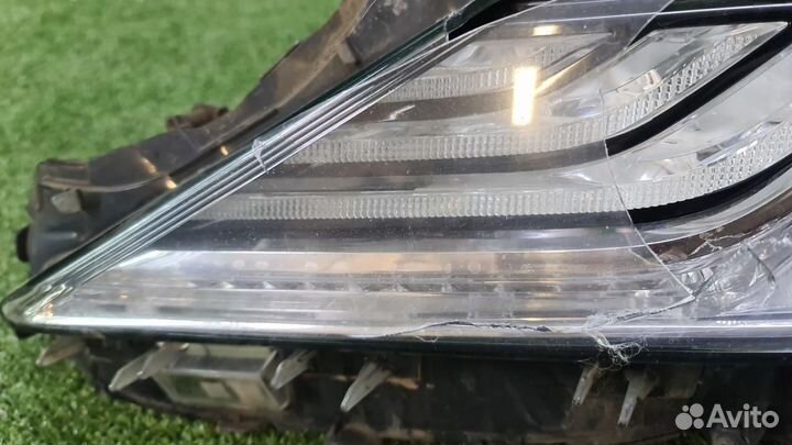 Фара левая Toyota Camry XV70 (2018-2021) LED