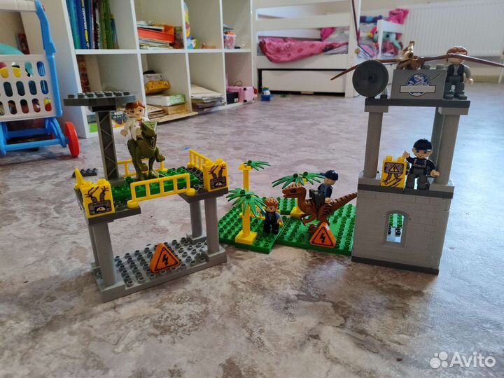 Lego парк юрского периода