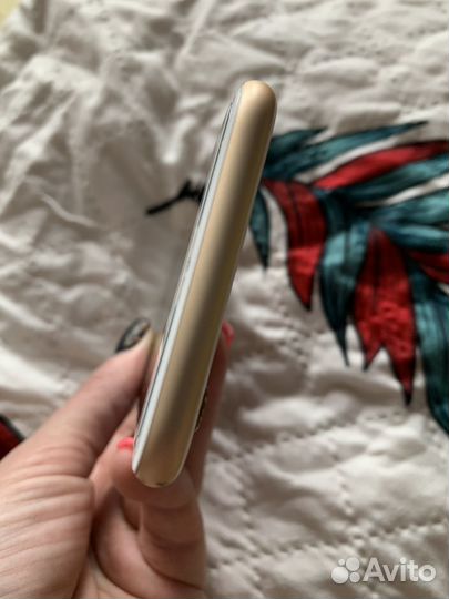 iPhone 6S, 32 ГБ