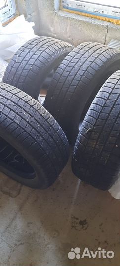 Hankook Winter I'Cept IZ2 235/55 R17 99T