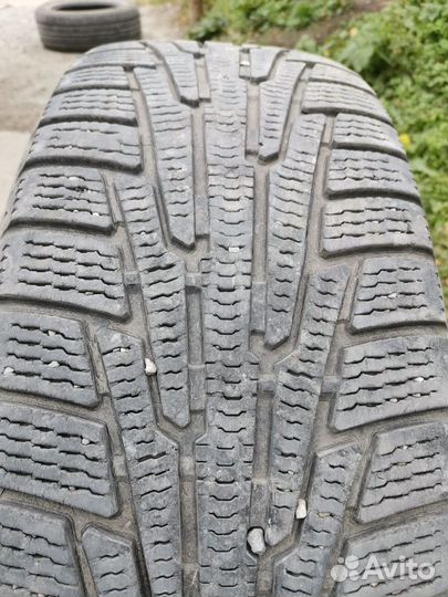 Nokian Tyres Hakkapeliitta R 235/60 R18 107R