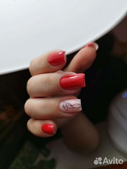 Маникюр гель-лак
