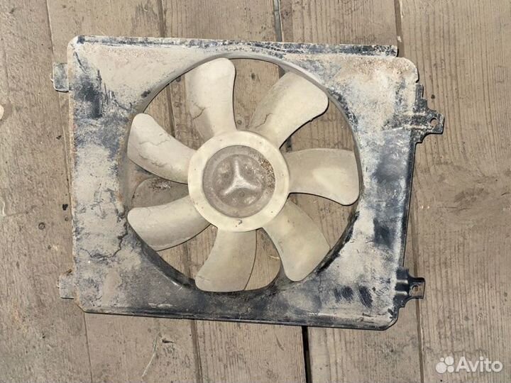 Вентилятор Honda Civic 4D 1.8 2006-2012