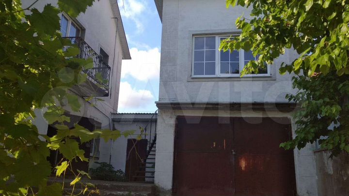 Дом 260 м² на участке 7 сот.