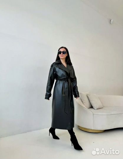 Кожаный плащ