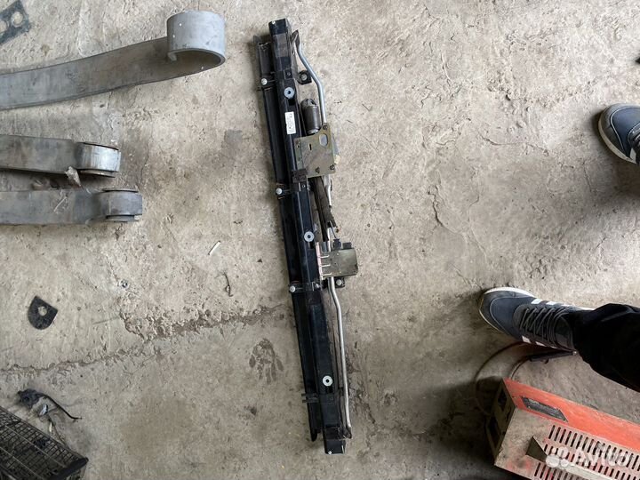 Ауди А6 С5 электро шторка заднего стекла