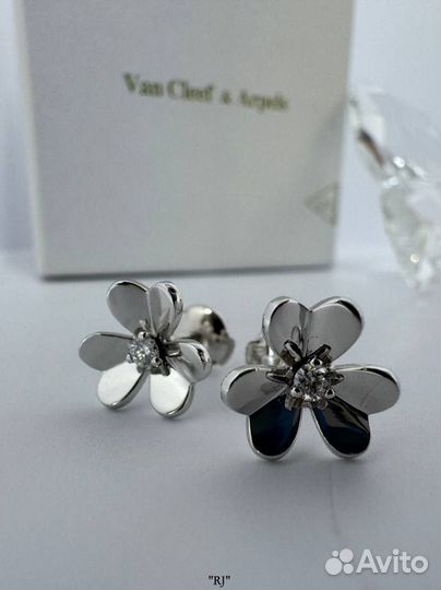 Пусеты Van Cleef