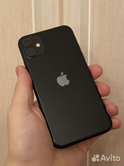 iPhone 11, 64 ГБ