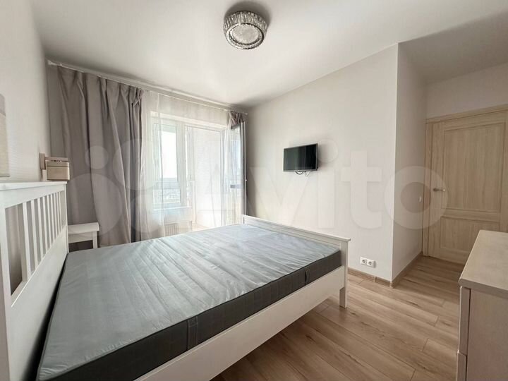 3-к. квартира, 81 м², 8/16 эт.