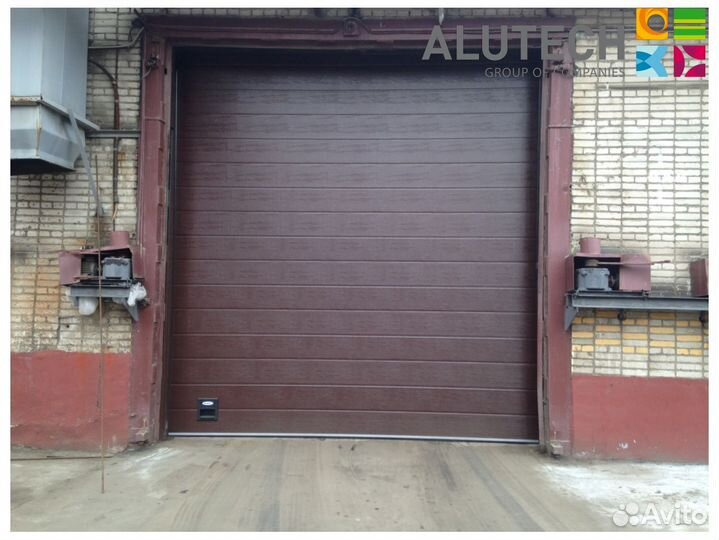 Гаражные ворота alutech