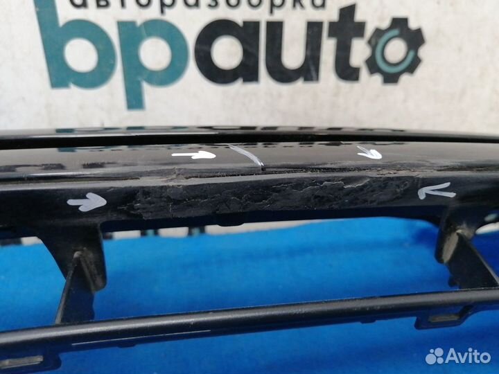 Решетка радиатора 5K0853651AL Volkswagen Golf