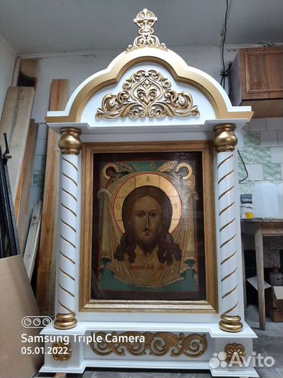 Напольный иконостас