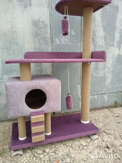 Домик для кошки с когтеточкой новый