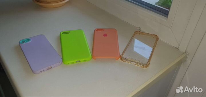 Чехлы на iPhone 7,8, SE