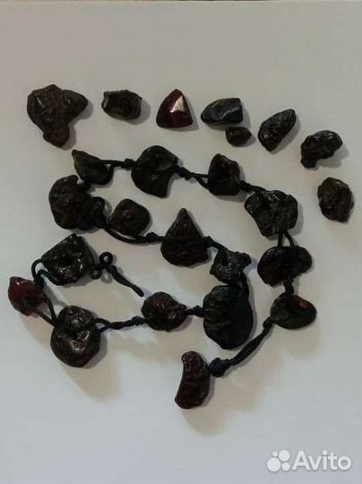 Янтарь черный необработанный