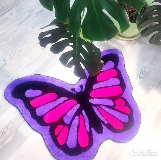 Тафтинговый ковёр Бабочка