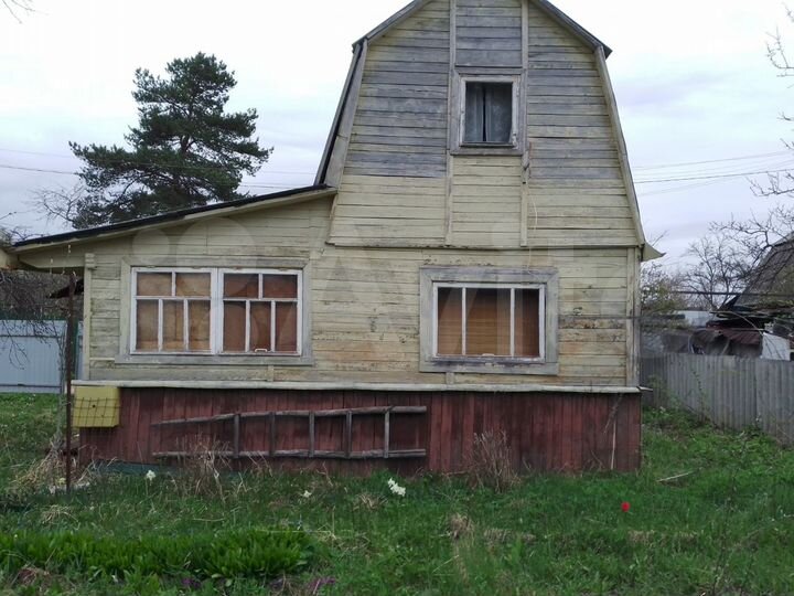 Дача 40 м² на участке 4,93 га