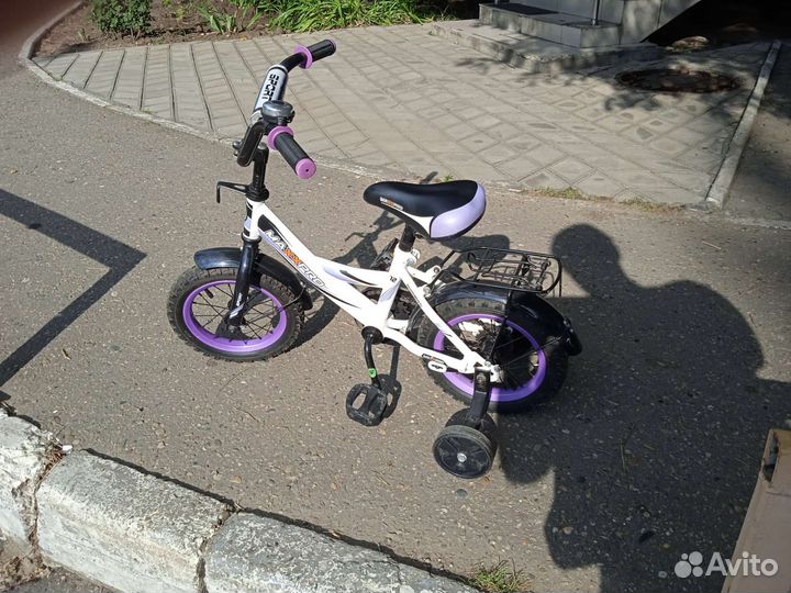 Велосипед колеса 12 дюймов