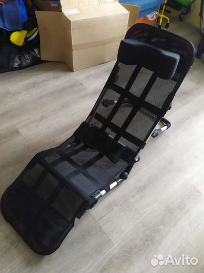 Детское сиденье-шезлонг для ванны для инвалидов