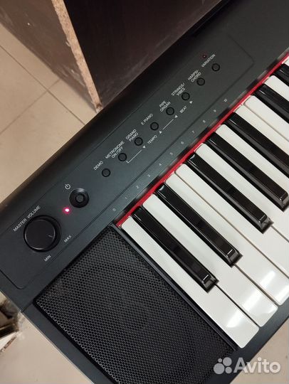 Цифровое пианино Yamaha NP-11 Piaggero B