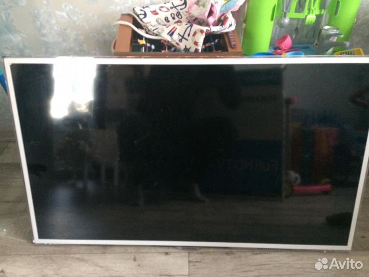 Телевизор samsung