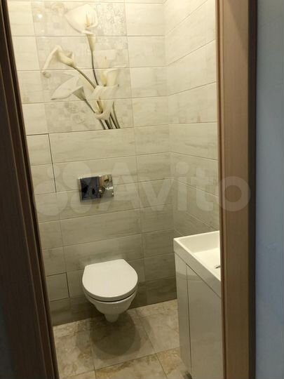 2-к. квартира, 70 м², 14/17 эт.