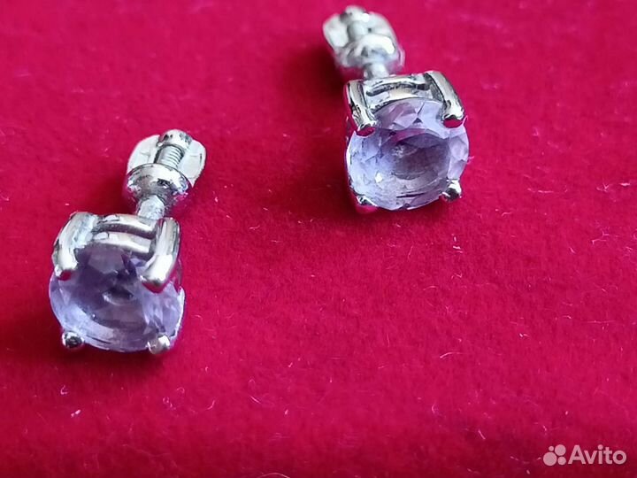 Серьги-пусеты