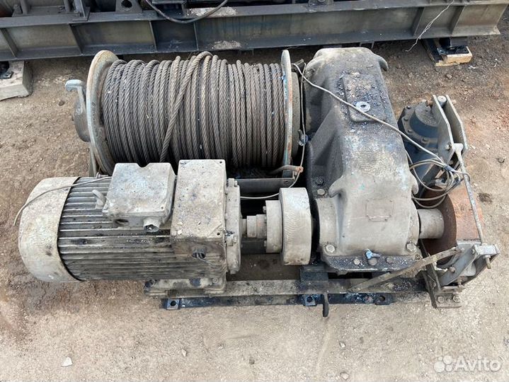 Лебедка вспомогательного подъёма на кран рдк-250