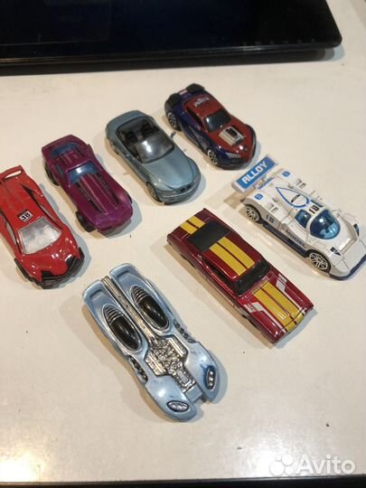 Машинки 1:64 HotWheels