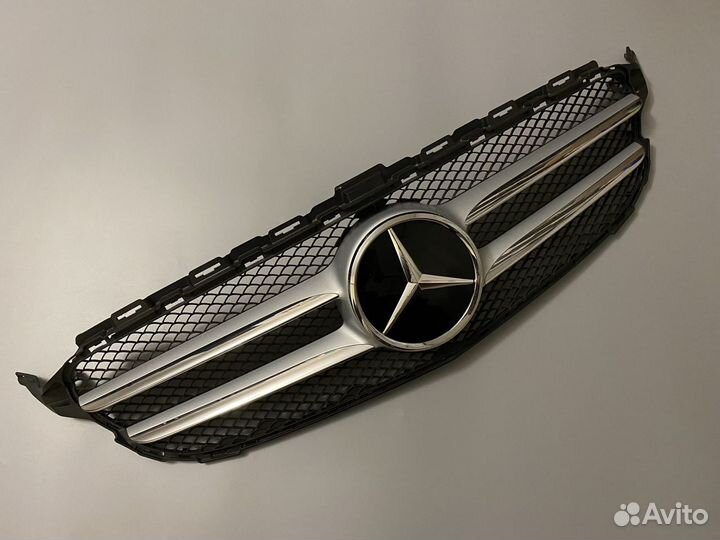 Решетка радиатора Mercedes C Class W205 AMG